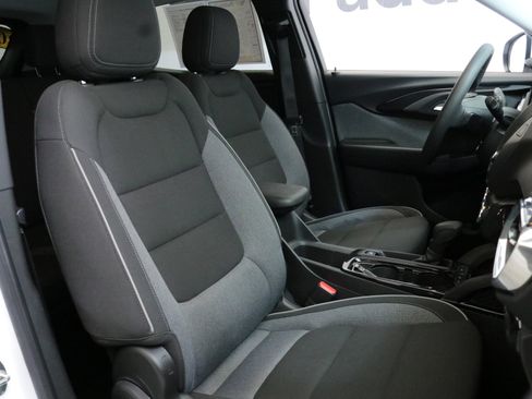 Used 2023 Chevrolet TrailBlazer LT image 33