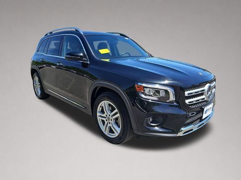 Used 2023 Mercedes-Benz GLB 250 4MATIC image 1