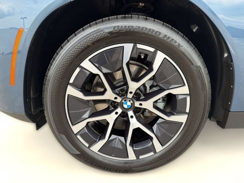 Certified 2025 BMW X3 xDrive30i w/ Premium Package AWD/4WD image 12