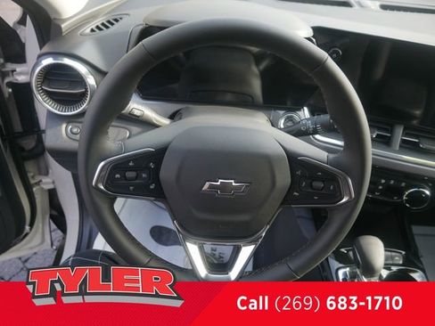New 2026 Chevrolet Trax ACTIV w/ Driver Confidence Package FWD image 28