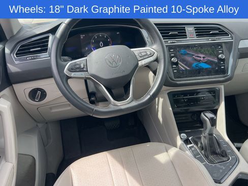 Used 2023 Volkswagen Tiguan SE w/ Panoramic Sunroof Package FWD image 14