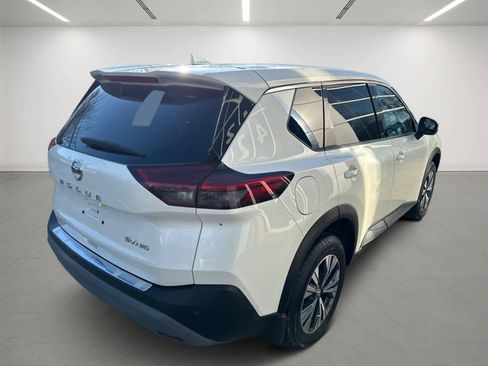 Used 2021 Nissan Rogue SV image 6