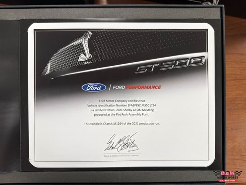 Used 2021 Ford Mustang Shelby GT500 w/ Carbon Fiber Track Pack RWD image 54