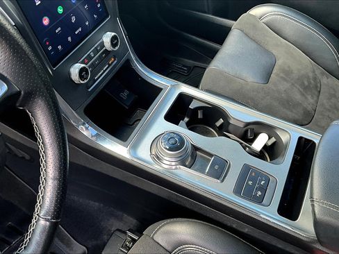 Used 2022 Ford Edge ST w/ Equipment Group 401A image 15