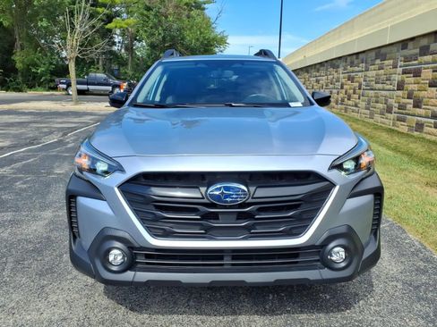 Used 2023 Subaru Outback Onyx Edition XT AWD/4WD image 3