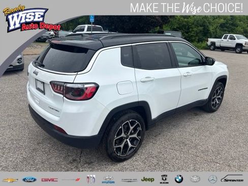 Used 2025 Jeep Compass Limited AWD/4WD image 20