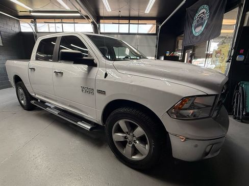Used 2016 RAM 1500 Big Horn AWD/4WD image 2