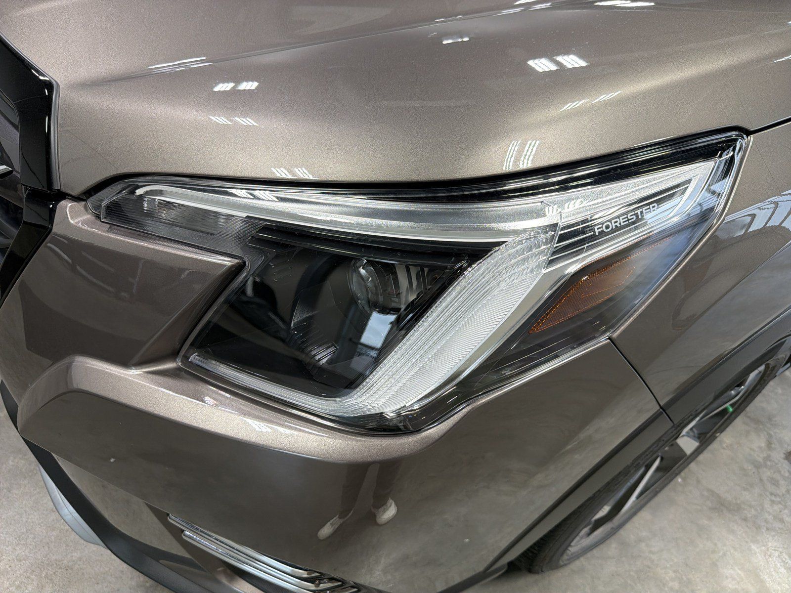 Certified 2023 Subaru Forester Touring AWD/4WD image 10