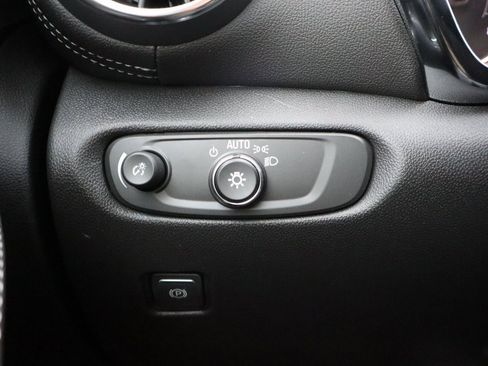 New 2026 Chevrolet Blazer LT image 16