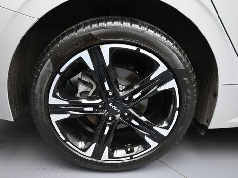 Used 2024 Kia K5 GT-Line w/ GT-Line Premium Package FWD image 12