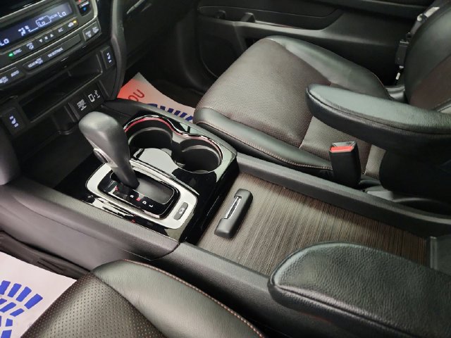 Used 2018 Honda Ridgeline Black Edition image 16
