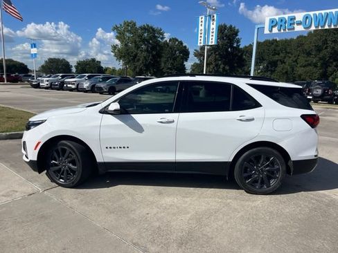 Used 2024 Chevrolet Equinox RS FWD image 3