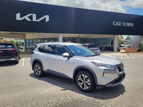 Used 2021 Nissan Rogue SV FWD image 1