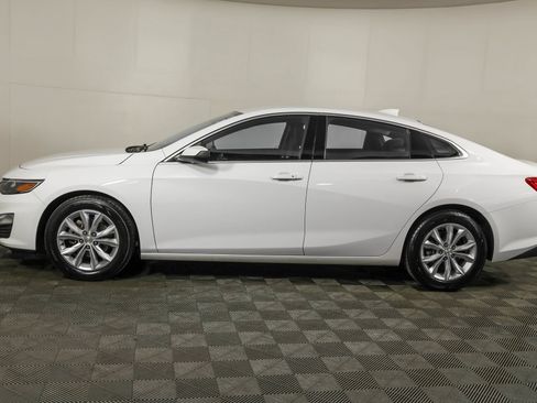 Used 2023 Chevrolet Malibu LT FWD image 19