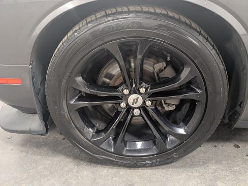 Used 2020 Dodge Challenger R/T image 10