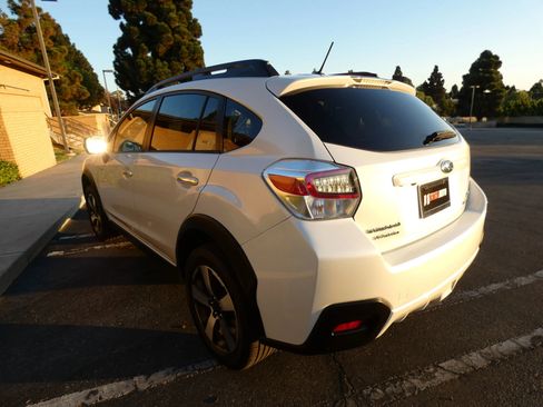 Used 2014 Subaru Crosstrek Touring w/ Popular Package #2 image 13