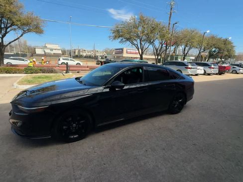 Used 2023 Honda Accord Sport image 4