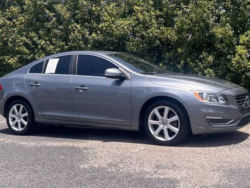 Used 2016 Volvo S60 T5 Premier FWD image 10
