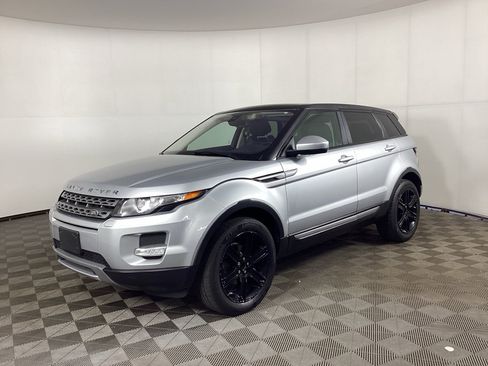 Used 2015 Land Rover Range Rover Evoque Pure Plus AWD/4WD image 5