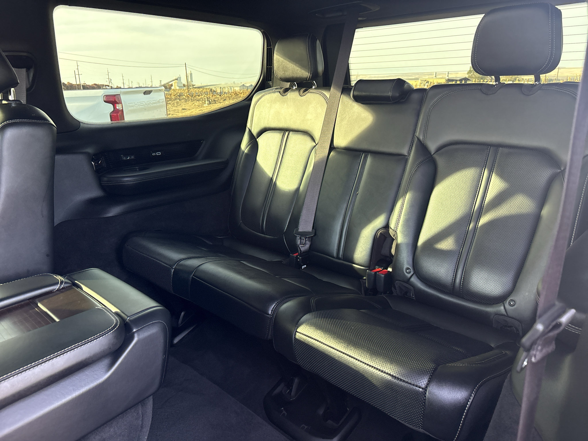 Used 2022 Jeep Grand Wagoneer Series I AWD/4WD image 18