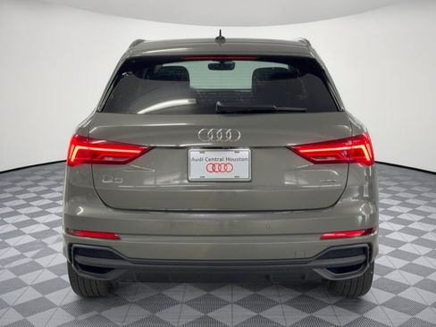 Used 2024 Audi Q3 2.0T Premium w/ Convenience Package AWD/4WD image 11