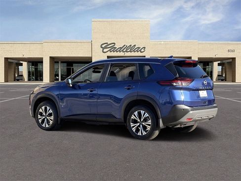 Used 2023 Nissan Rogue SV w/ SV Premium B Package image 36