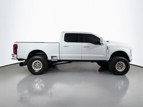 Used 2025 Ford F250 Lariat w/ Tremor Off-Road Package AWD/4WD image 4