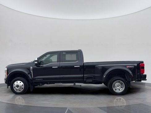 Used 2023 Ford F450 Platinum w/ FX4 Off-Road Package AWD/4WD image 2