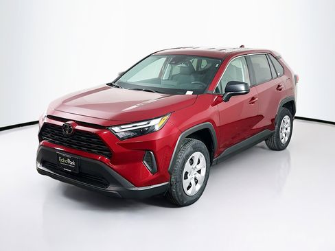 Used 2024 Toyota RAV4 LE image 3