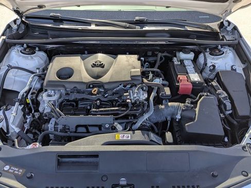 Used 2023 Toyota Camry SE image 21