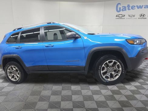 Used 2021 Jeep Cherokee Trailhawk w/ Premium Leather Package AWD/4WD image 1