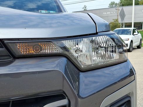 Used 2024 Chevrolet Colorado LT w/ LT Convenience Package II AWD/4WD image 28