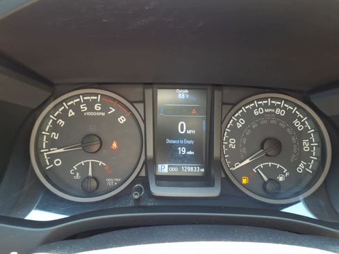 Used 2017 Toyota Tacoma TRD Pro AWD/4WD image 28