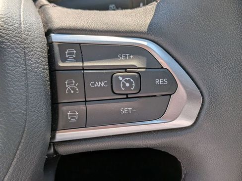 Used 2025 Jeep Compass Limited AWD/4WD image 20