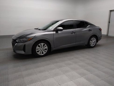 Used 2024 Nissan Sentra S image 3