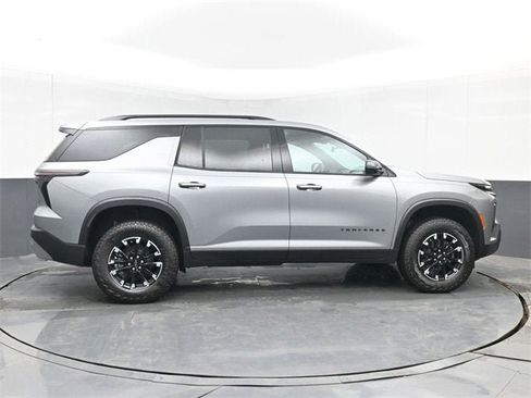 New 2026 Chevrolet Traverse Z71 w/ Driver Confidence Package image 15