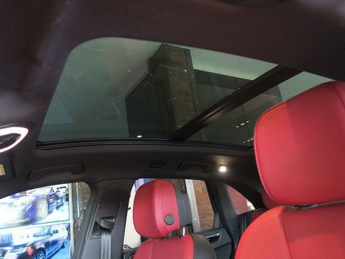 Used 2023 Porsche Macan image 28