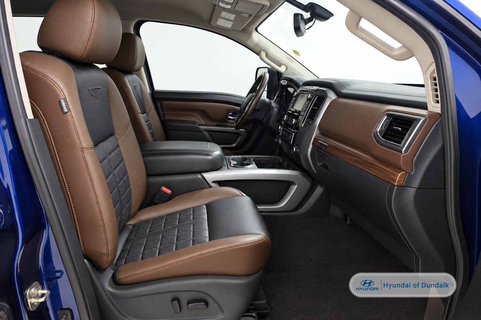 Used 2017 Nissan Titan Platinum Reserve AWD/4WD image 8