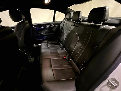 Used 2018 BMW 530i xDrive w/ Premium Package AWD/4WD image 33