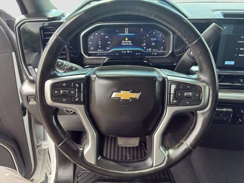 Used 2025 Chevrolet Silverado 3500 LTZ AWD/4WD image 17