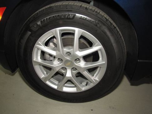 Used 2022 Chevrolet Equinox LT image 25