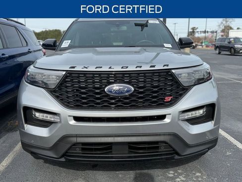 Certified 2022 Ford Explorer ST w/ Equipment Group 401A image 3