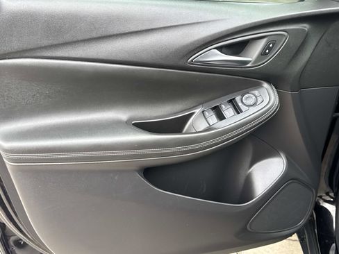 Used 2025 Buick Encore GX Preferred image 20