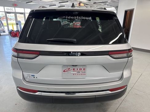 Used 2023 Jeep Grand Cherokee 4WD 4xe w/ Luxury Tech Group II image 9