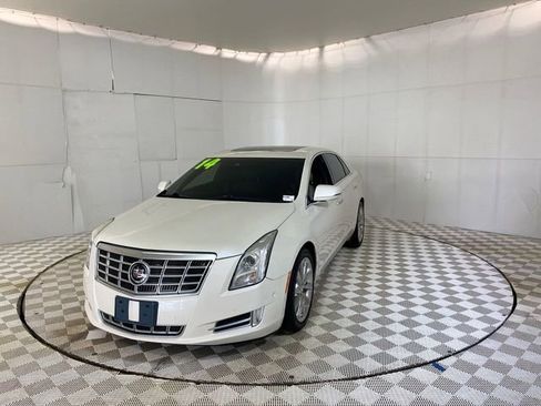 Used 2014 Cadillac XTS Premium w/ Driver Assist Package FWD image 20