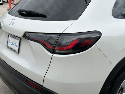 Used 2023 Honda HR-V LX image 26