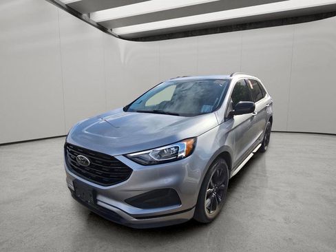 Used 2022 Ford Edge SE w/ Black Appearance Package AWD/4WD image 1