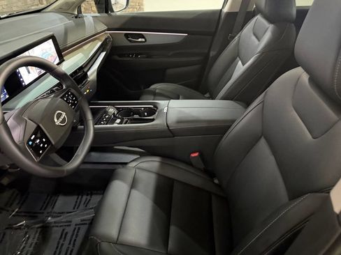 Certified 2026 Nissan Murano SL AWD/4WD image 11