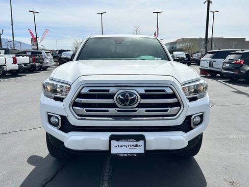 Used 2019 Toyota Tacoma Limited image 8