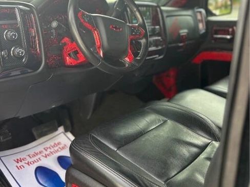 Used 2018 Chevrolet Silverado 1500 LT w/ All Star Edition image 11